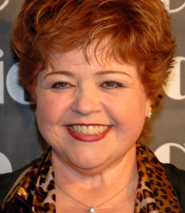 Patrika Darbo, nel cast