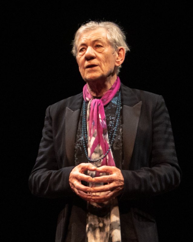 Ian McKellen, nel cast
